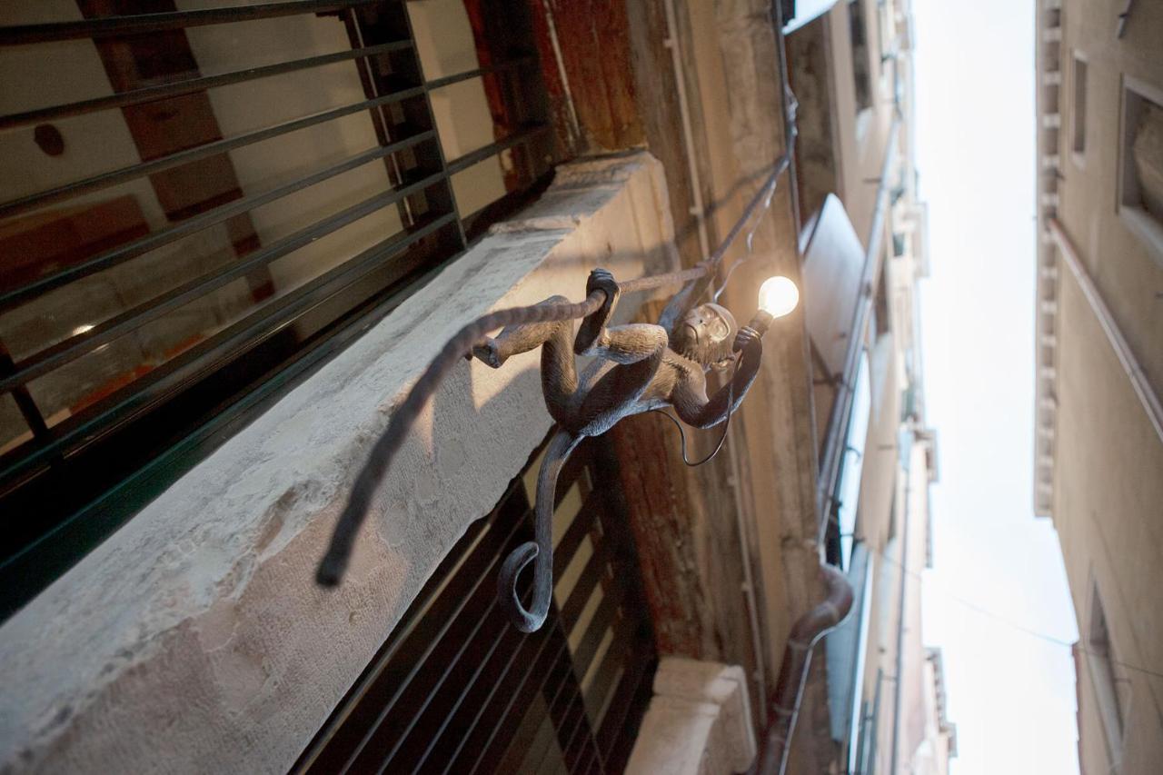 Ca' Della Scimmia - Rialto Bridge, Venedig Exterior foto